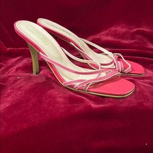 Chic Pink Strappy Brazilian-made heels